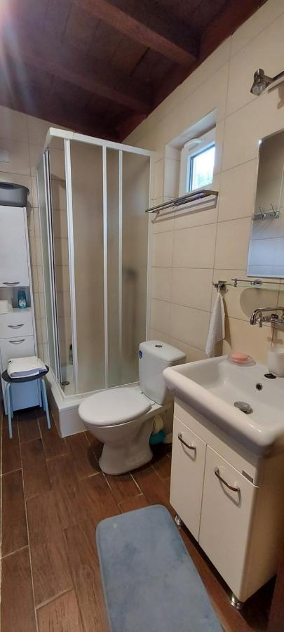Domek Letniskowy Pod Swierkami Charzykowy Buitenkant foto